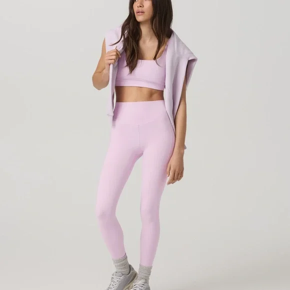 NWT Vuori all the form pocket legging. Orchid whisper. - Picture 4 of 8